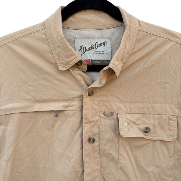 Duck Camp Shirt Mens L Tan Beige Button Down SS Fishing Trail Hiking Vented - Picture 3 of 4